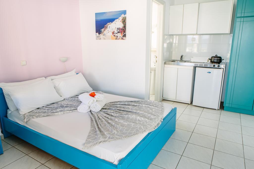 Μeltemi Aparthotel Glifa  Exterior photo